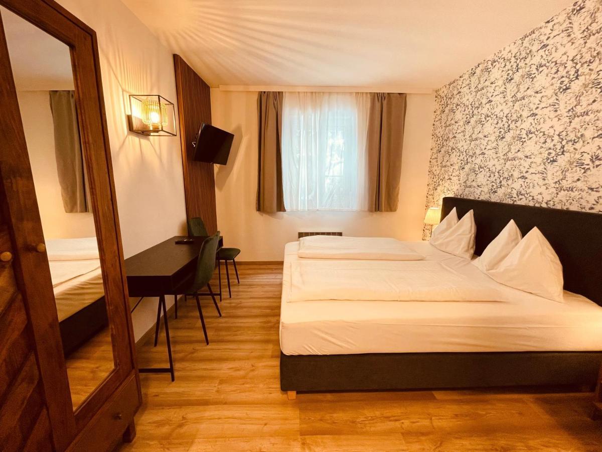 Gaestehaus Am Stadtpark Vöcklabruck Eksteriør bilde